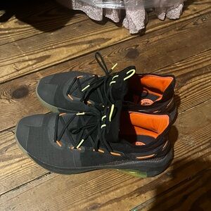 Under Armour Curry 6